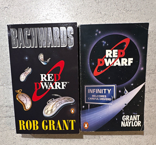 Red dwarf penguin paperback - red,